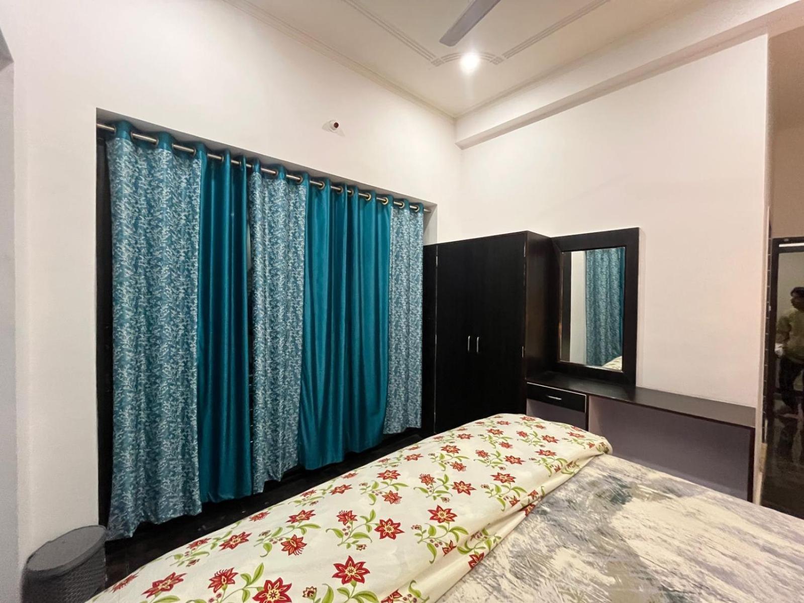 La Calma Homestay Khajurāho Buitenkant foto