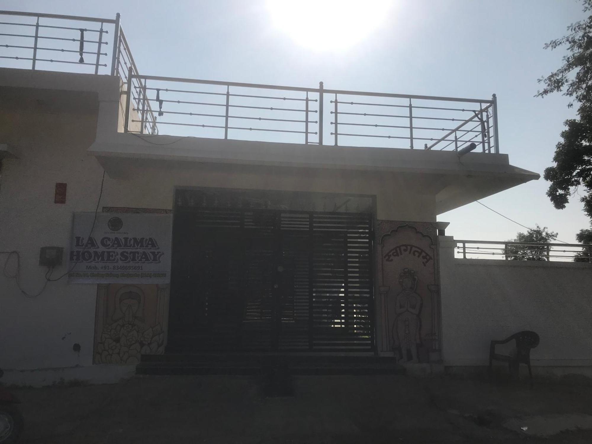 La Calma Homestay Khajurāho Buitenkant foto