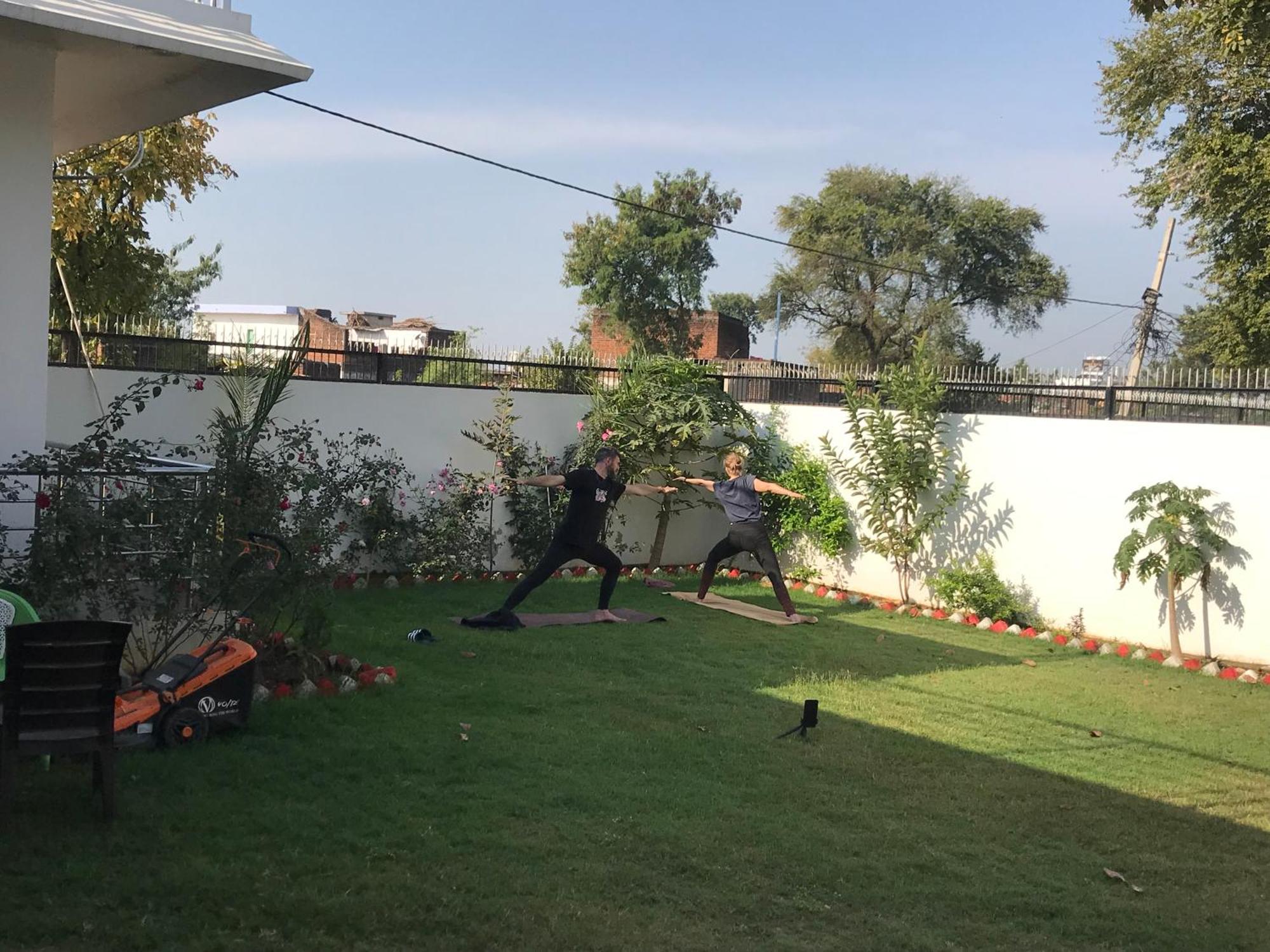 La Calma Homestay Khajurāho Buitenkant foto